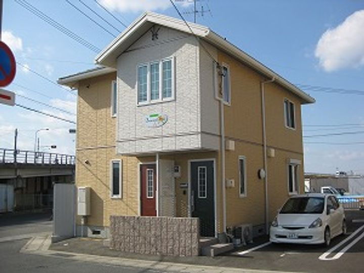 ベルナール　サイ　Ａ棟　 2階建