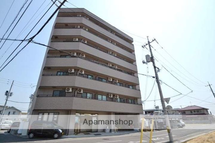 セントフォレスト北長瀬 7階建