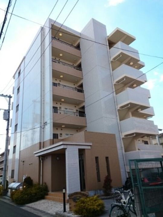 メゾン　ラフィネ 6階建