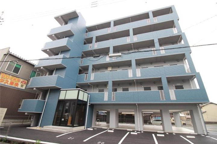 ｓｈｅｒａｎｇｅ 6階建