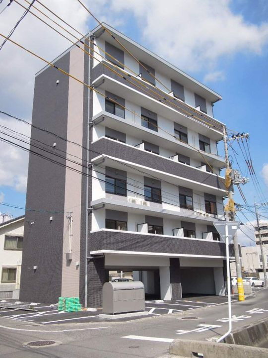 Ｓｅｒｅｎｏ東古松 7階建