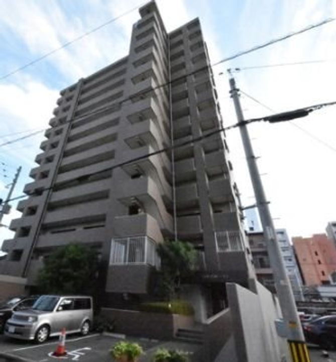 アルファライフ岡大医学部前 13階建