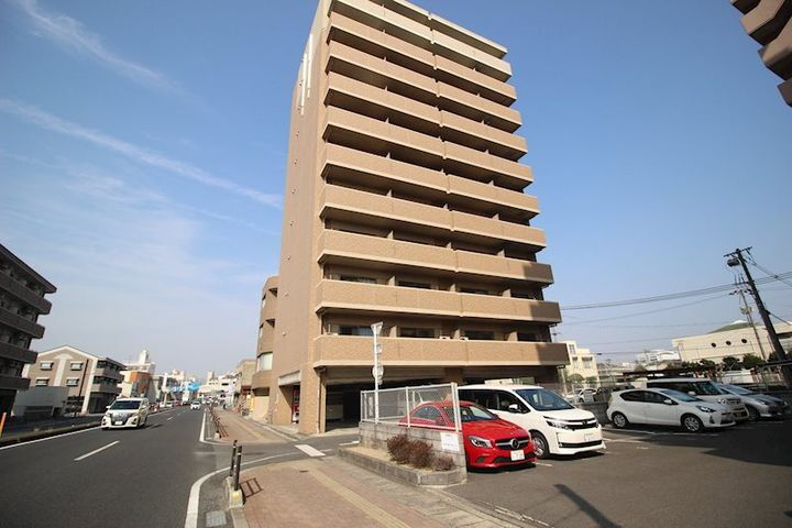 マンションニューヨーク医大東 11階建