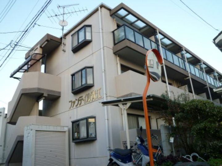 ファンテイル青江 3階建