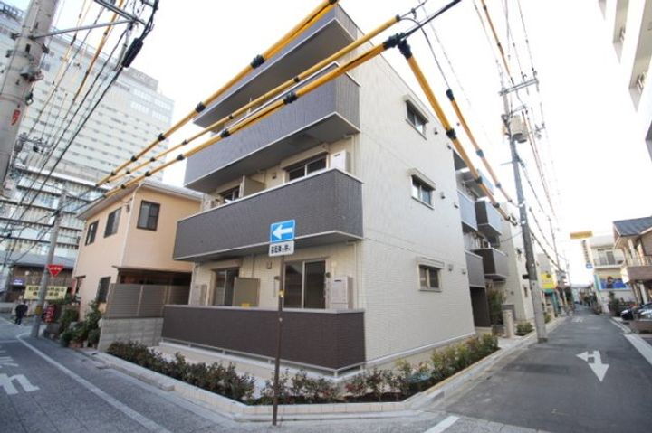 ウィング　Ｂ棟 3階建