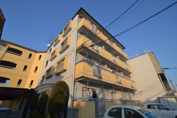 岡山県岡山市北区富町１丁目 4階建 築34年8ヶ月