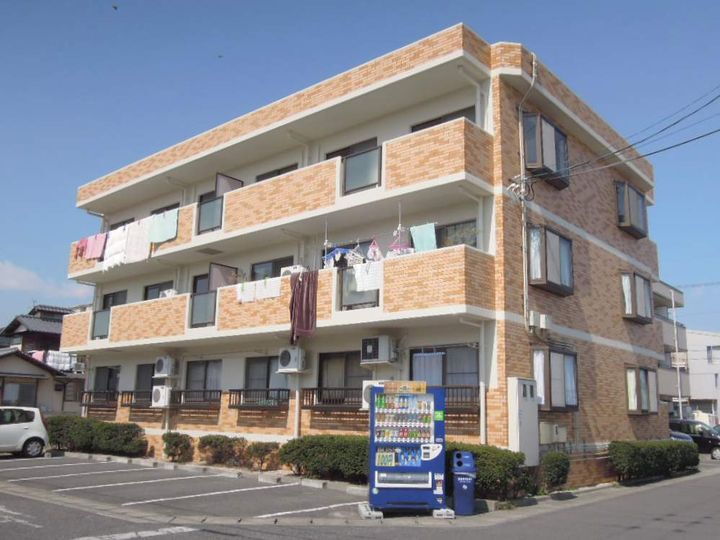 メイフェアコート 3階建