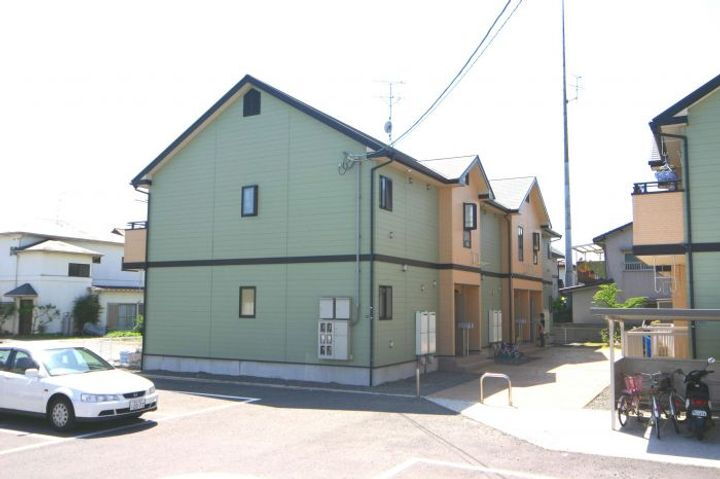 グリーンピア南輝Ａ 2階建