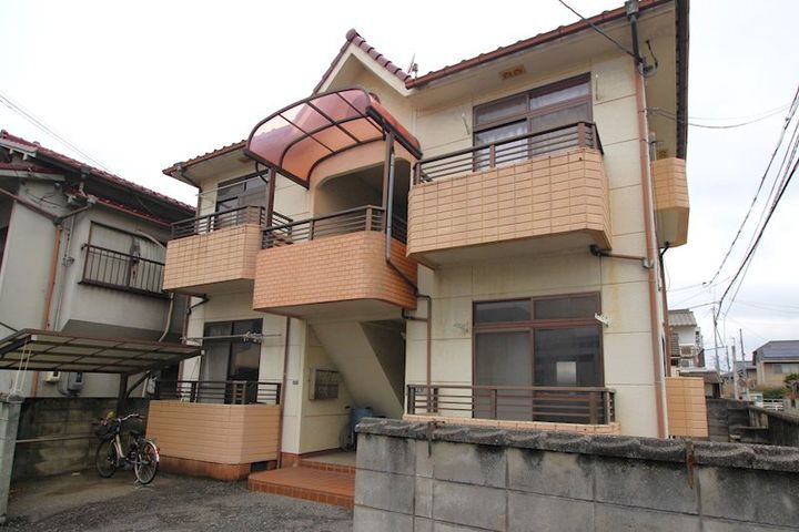 メゾンエリ 2階建
