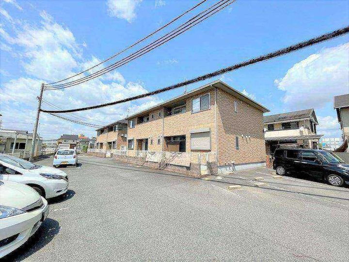 ハピネス　Ｂ 2階建