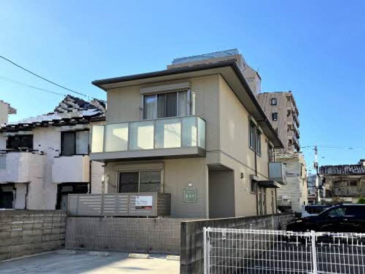 シャーメゾン東島田 2階建