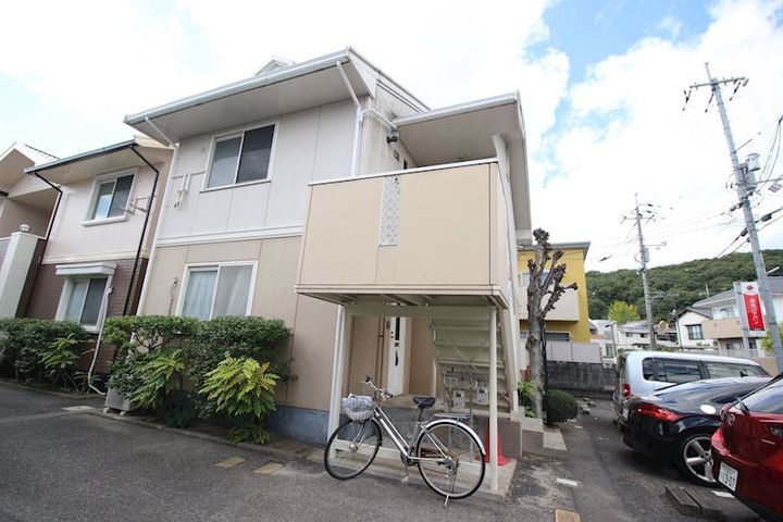 グランジュール津島　Ａ 2階建