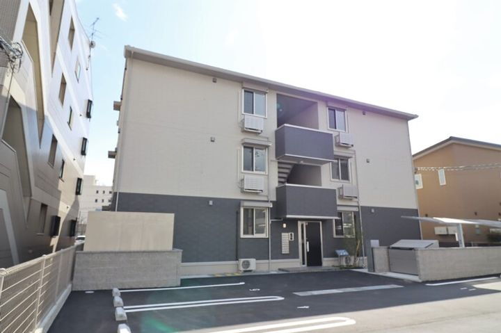 ボナール　 3階建