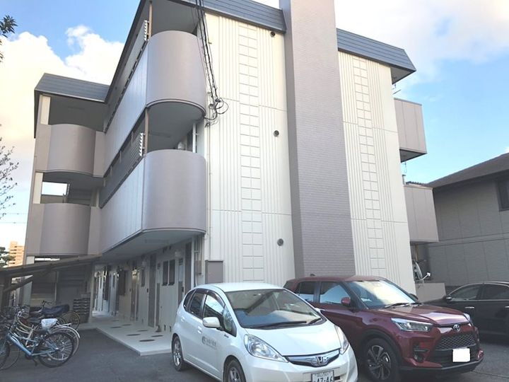 Ａｃｅｒｏ（アチェロ）倉敷駅前 3階建