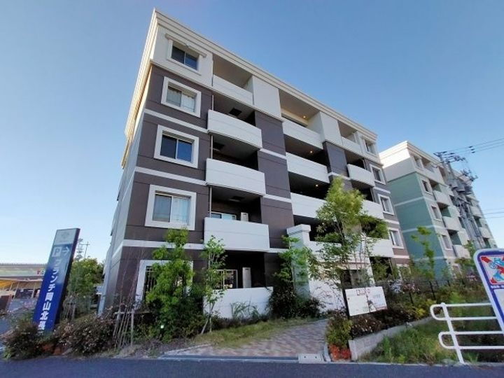 ＳＨＡＬＬＯＷ　ＧＡＲＤＥＮ　Ａ棟