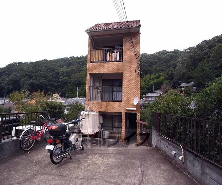 京都府京都市左京区北白川丸山町 賃貸アパート