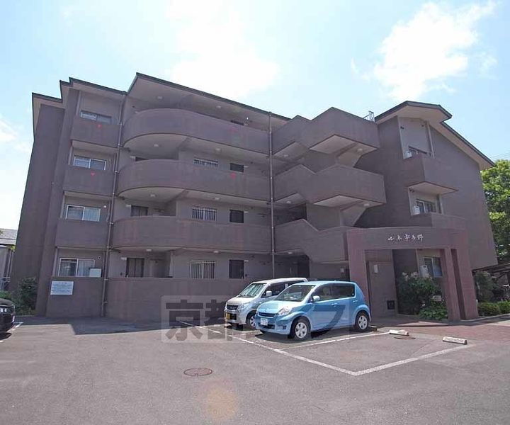 京都府京都市右京区宇多野御屋敷町 賃貸マンション