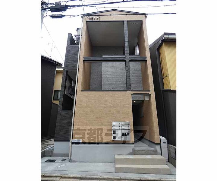 京都府京都市下京区中堂寺薮ノ内町 賃貸アパート