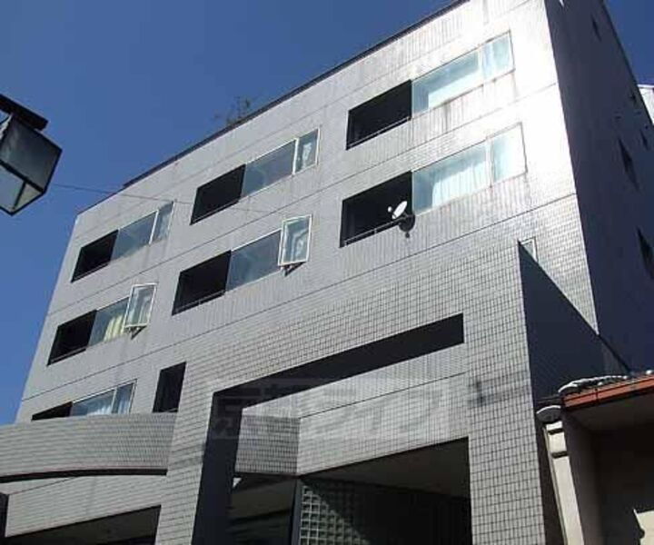京都府京都市中京区塩屋町 6階建 築36年8ヶ月