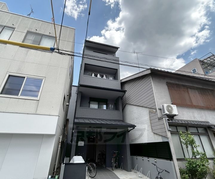 京都府京都市東山区田中町 4階建 築3年3ヶ月