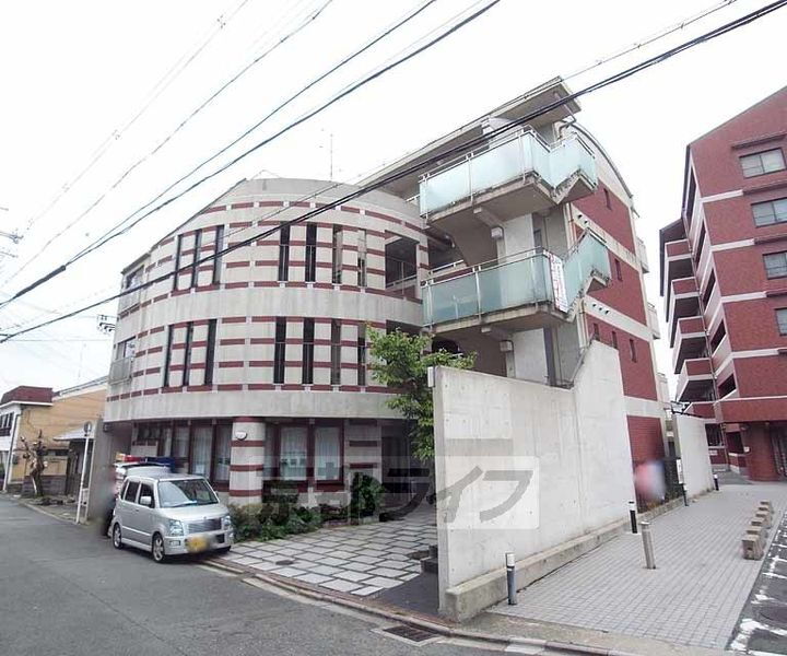 京都府京都市右京区太秦安井一町田町 賃貸マンション