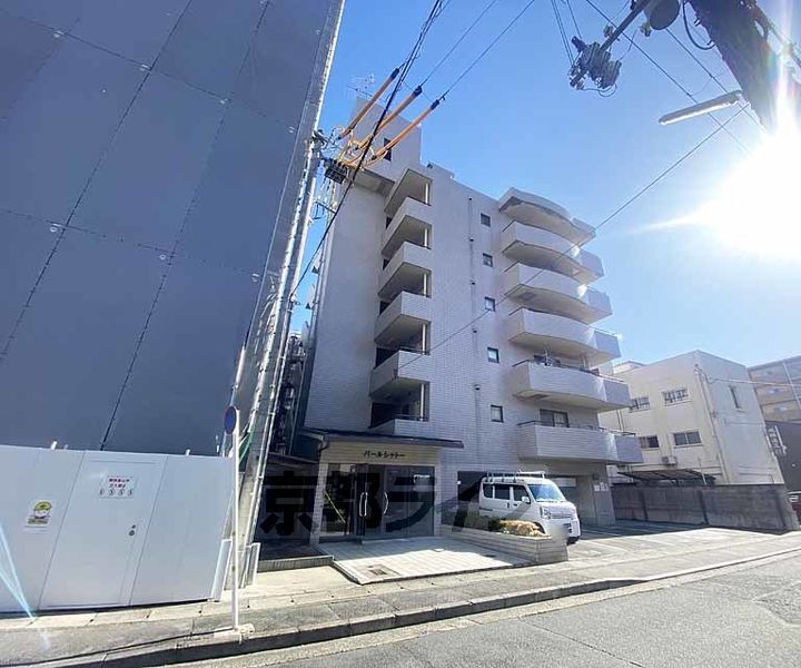 京都府京都市右京区西院西貝川町 賃貸マンション