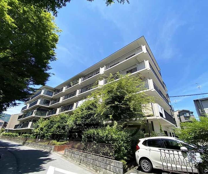 京都府京都市右京区嵯峨柳田町 5階建 築43年9ヶ月