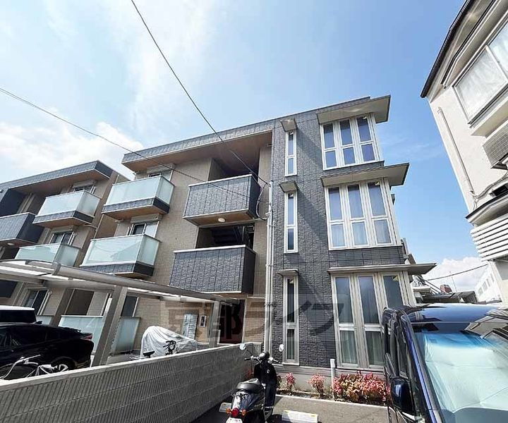 京都府京都市右京区西京極畑田町 賃貸アパート