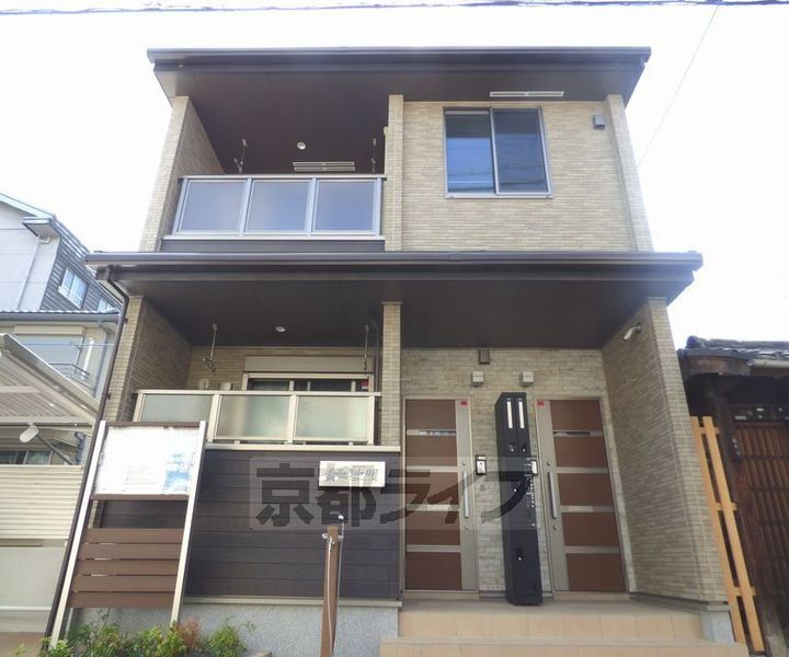 京都府京都市上京区西辰巳町 賃貸アパート