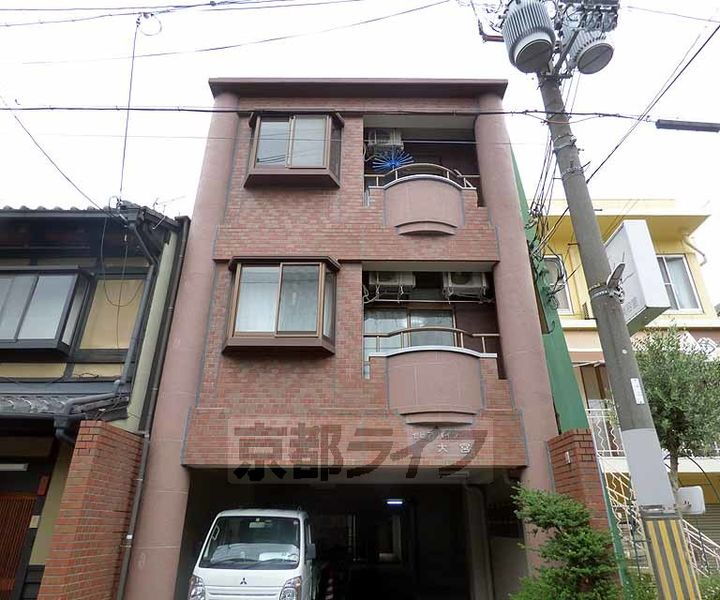 京都府京都市中京区姉大宮町東側 賃貸マンション