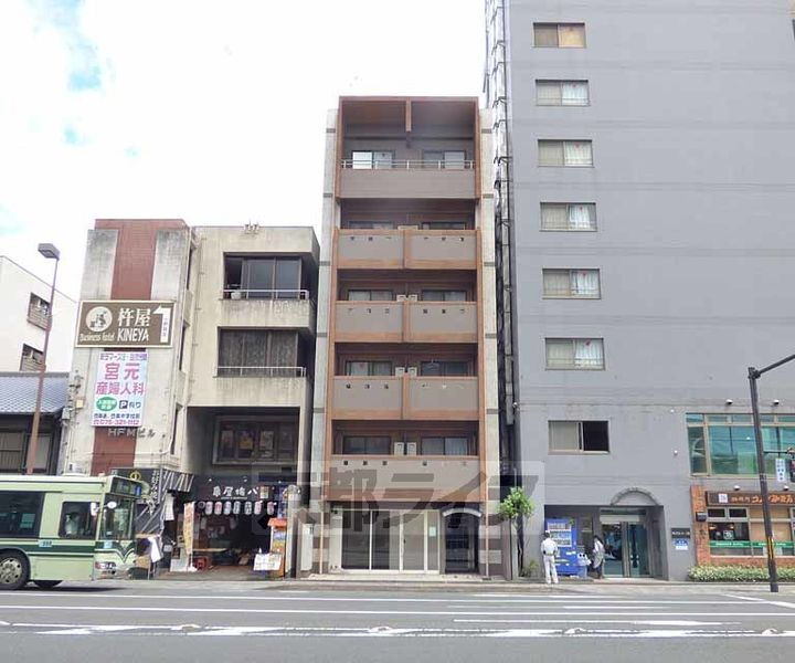 京都府京都市中京区西ノ京職司町 賃貸マンション