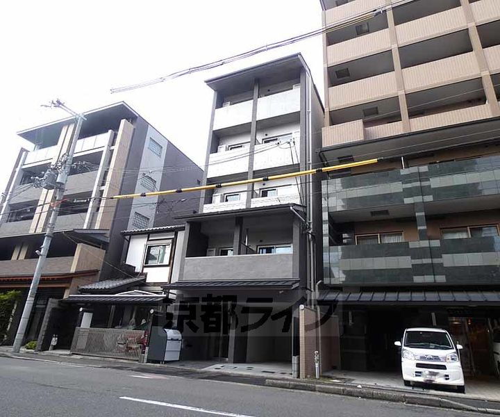 京都府京都市下京区高辻西洞院町 賃貸マンション