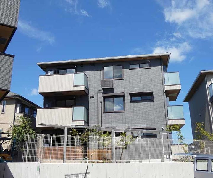 京都府京都市伏見区桃山町大島 賃貸アパート