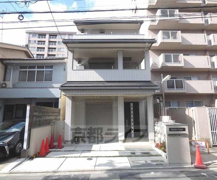 京都府京都市上京区有馬町 賃貸マンション