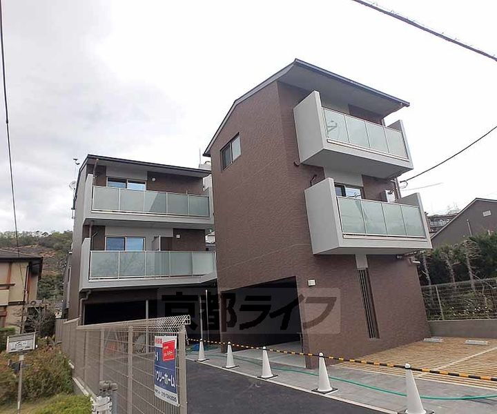 京都府京都市左京区松ケ崎小脇町 賃貸マンション