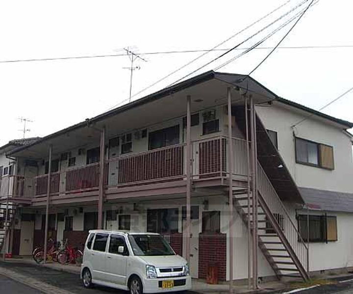 京都府京都市右京区太秦八反田町 2階建 築44年3ヶ月