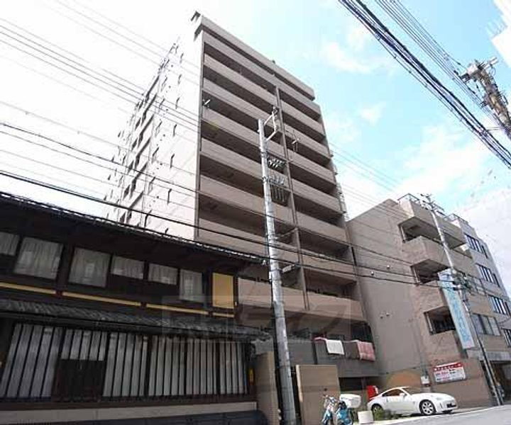 京都府京都市下京区四条町 13階建 築22年