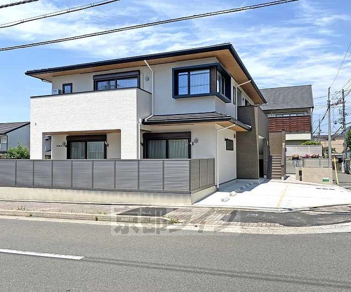 京都府京都市左京区北白川瀬ノ内町 2階建 