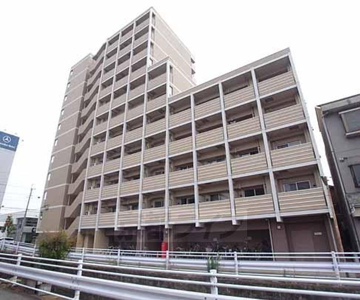京都府京都市下京区西七条掛越町 11階建 築18年4ヶ月