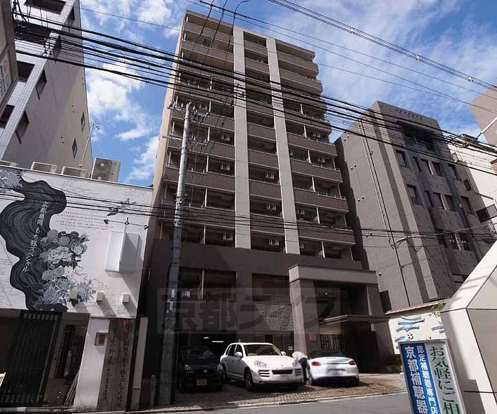 京都府京都市中京区占出山町 11階建 築23年5ヶ月