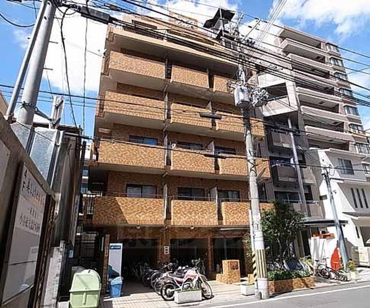 京都府京都市中京区姉西洞院町 9階建