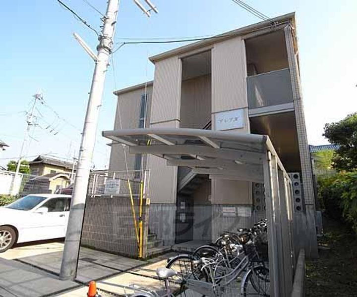 京都府京都市東山区泉涌寺東林町 2階建 築18年9ヶ月