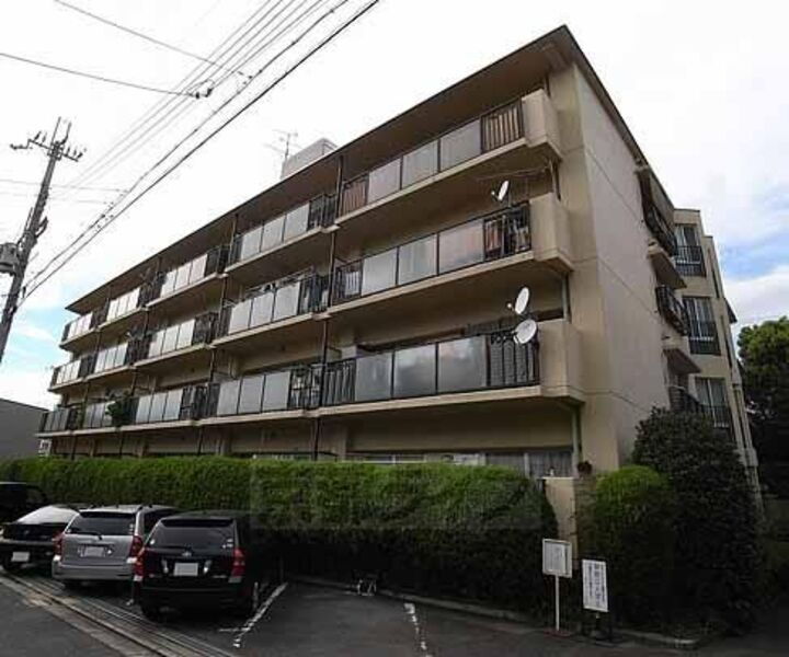 京都府京都市東山区今熊野南日吉町 4階建 築41年11ヶ月