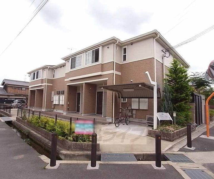 京都府木津川市吐師 2階建 築14年9ヶ月