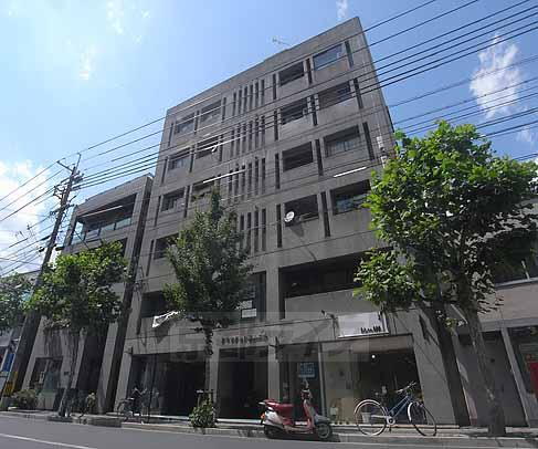 京都府京都市左京区石原町 6階建