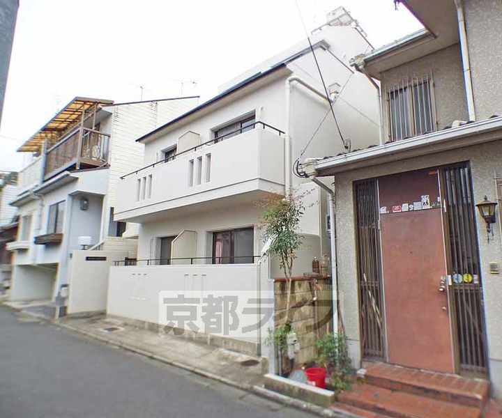 京都府京都市左京区浄土寺西田町 4階建 築57年8ヶ月