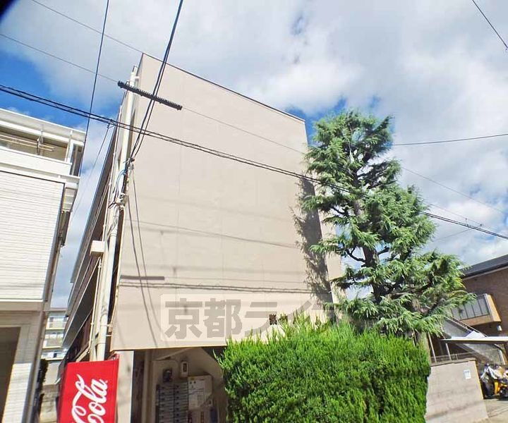 京都府京都市北区紫竹東桃ノ本町 4階建