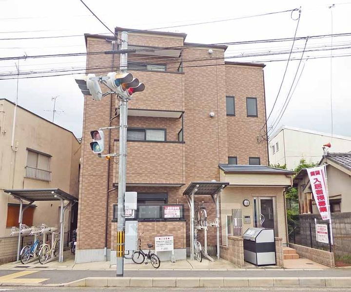 京都府京都市左京区高野玉岡町 3階建 築16年4ヶ月