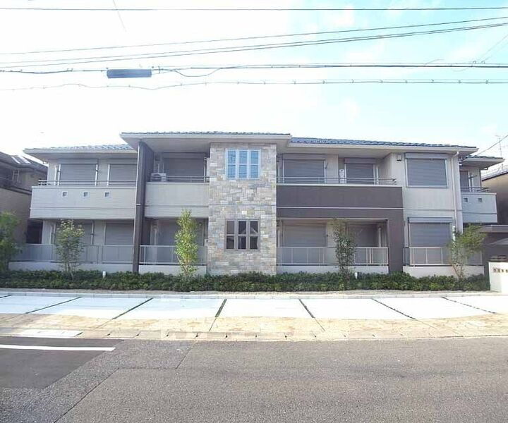 京都府京都市左京区松ケ崎三反長町 2階建