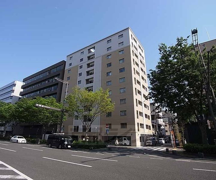京都府京都市中京区長浜町 10階建
